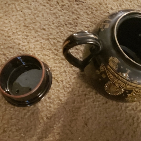 Vintage Gibson and Sons Black Teapot - Picture 8 of 8